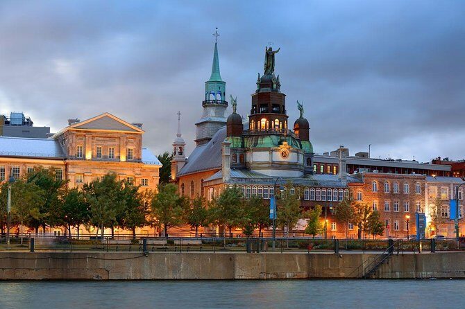 Montreal Gourmet Dinner Cruise with DJ & Dancing - The Verdict: Who Will Enjoy This?