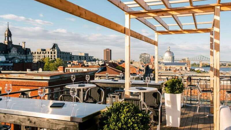 Montreal: Guided Pub Crawl of the City's Skyline Bars - Discovering Montreal’s Skyline Through a Different Lens