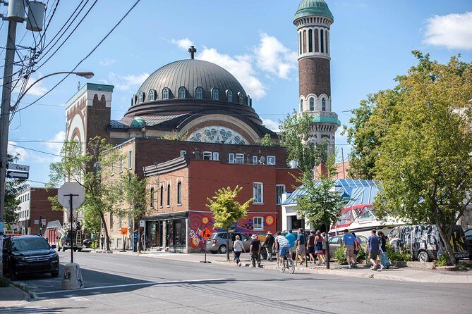 Montreal Mile End Original Foodie Tour - by Local Montreal Tours - FAQ