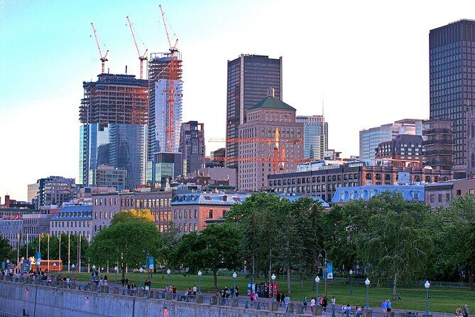 Montreal Old Port Exploration Game and Tour - Key Points