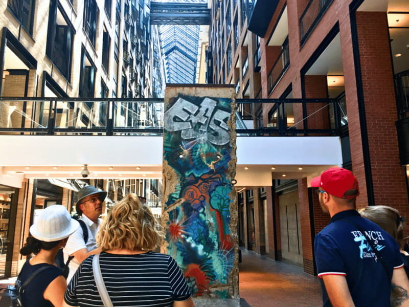 Montréal: Old Town Small Group Guided Walking Tour - Who Is This Tour Best For?