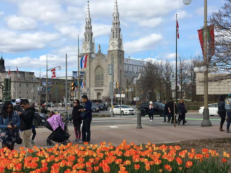 Montreal: Private Day Tour to Ottawa - An Ideal Way to See Ottawa in a Day