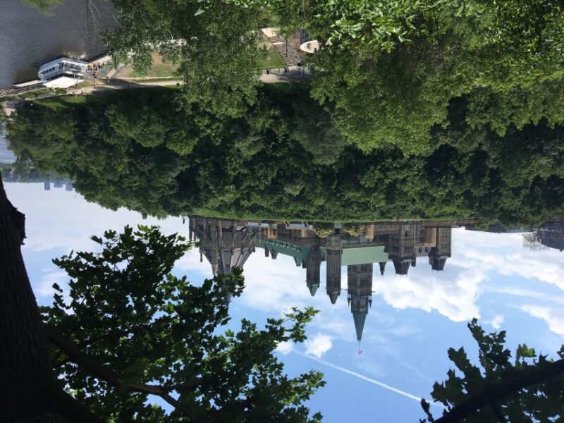 Montreal: Private Day Tour to Ottawa - FAQ
