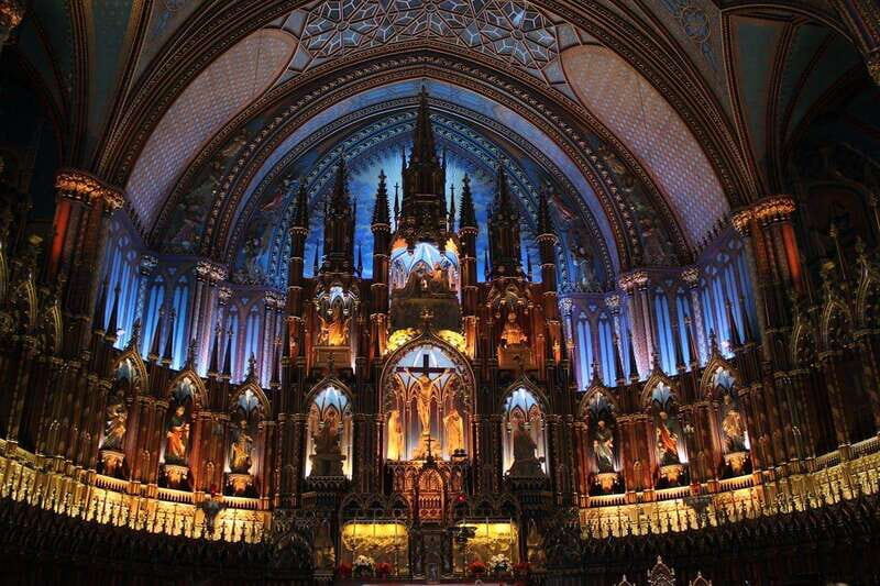 Montreal: Private Walking Tour with Underground City - Key Points