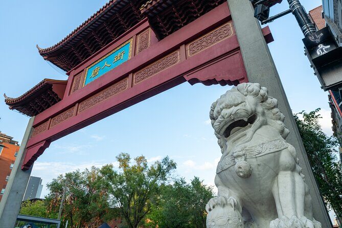 Montreal Red Light District and Chinatown Tour - An In-Depth Look at the Tour Experience