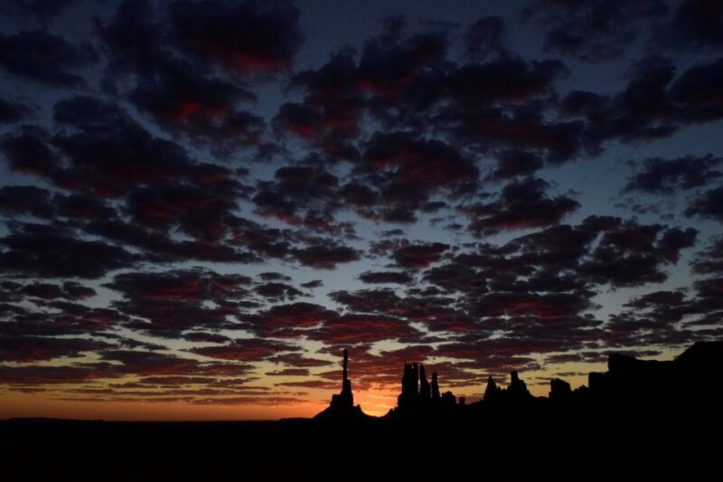 Monument Valley: 3-Hour Sunrise Tour - Limitations and Accessibility