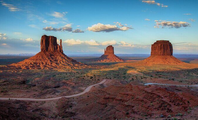 Monument Valley Hogan Overnight Experience - Discovering the Monument Valley Hogan Overnight Experience