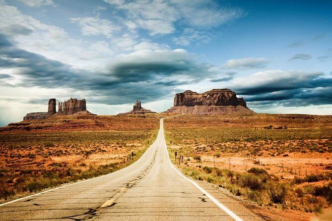 Monument Valley/Navajo Indian Reservation from Sedona/Flagstaff - An In-Depth Look at the Tour Experience