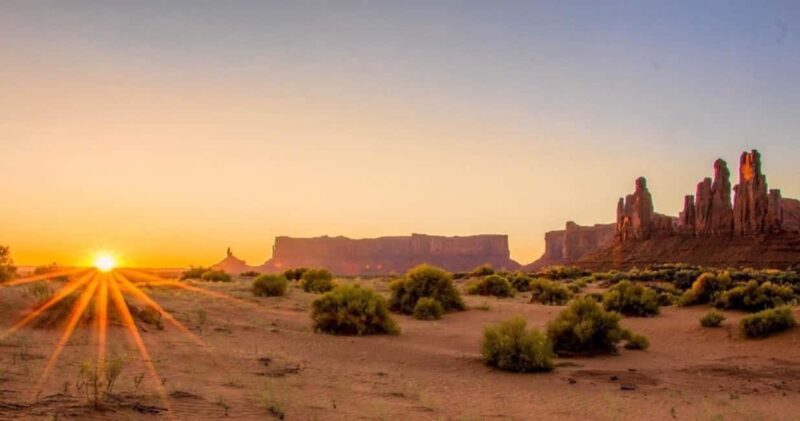 Monument Valley: Sunrise or Sunset Tour with Navajo Guide - The Itinerary in Detail