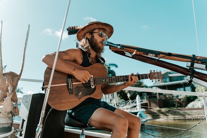 Mooloolaba Sunset Cruise with Live Music - An Authentic Experience with Stunning Views