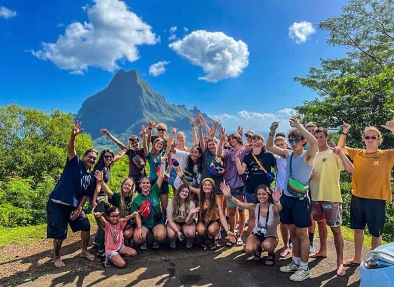 Moorea Cruise Ships: 4x4, Belvedere,Magic Mountain pineaple - Authentic Experiences and Unique Touches