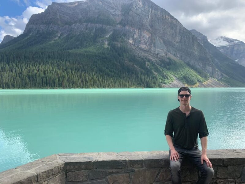Moraine Lake and Iconic Sights of the Rockies Private Tour - An Exclusive Look at Alberta’s Famous Landscapes