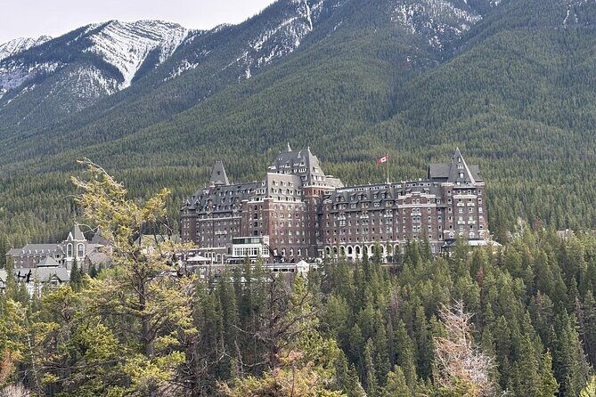 Moraine Lake & Louise & Banff Day Tour From Calgary-Canmore-Banff - FAQ Section