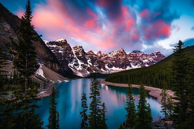 Moraine Lake Sunrise(2hrs) & Lake Louise(2hrs) from Canmore/Banff - A Travel Guide to the Moraine Lake Sunrise & Lake Louise Tour