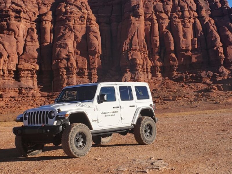 Morning Canyonlands Island In The Sky 4x4 tour - A Closer Look at the Itinerary and Experience