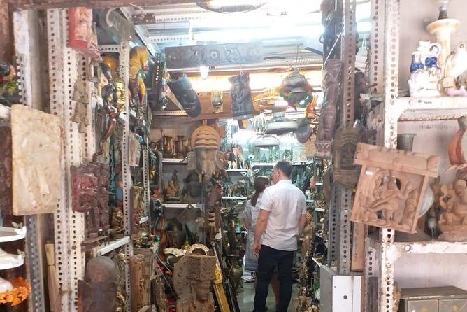 Morning Life of Mumbai's Dabbawalas and Dhobis Tour - FAQs
