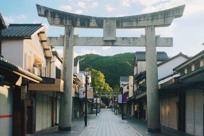 Morning Purification Ritual at Dazaifu Tenmangu by Train Tour - Why This Tour Is Worth Considering