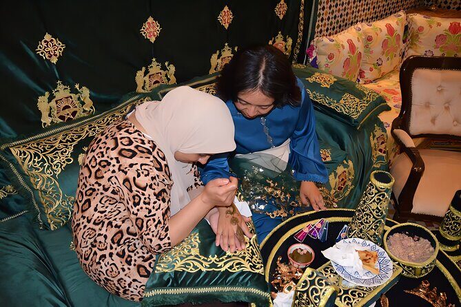 Moroccan Henna Experience - The Cultural Significance Behind Henna