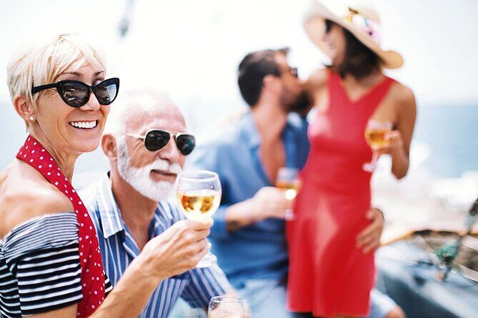 Mother's Day Lunch Cruise - A Scenic Welcome with Iconic Views