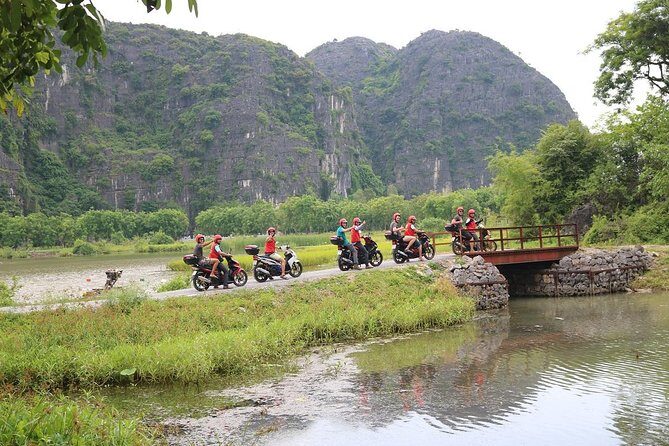 Motorbike Backroad-Tam Coc- Hoa Lu- Valley -Rice Paddies Fields - The Sum Up