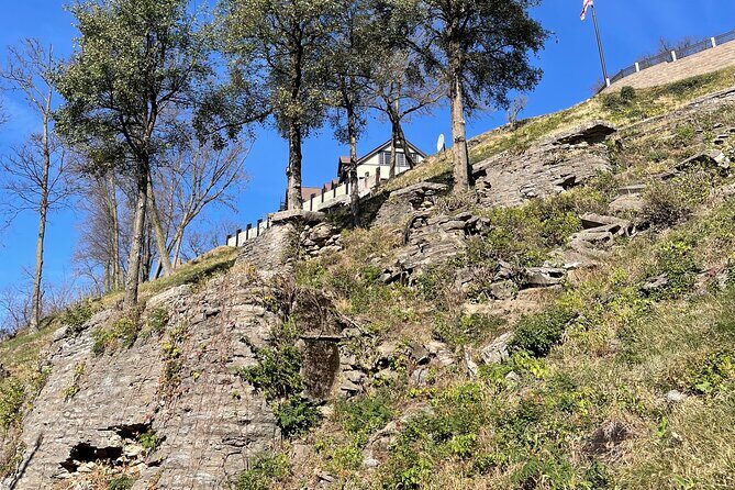 Mount Adams Historic Smartphone Guided App GPS Audio Walking Tour - In-Depth Review of the Mount Adams Smartphone Tour