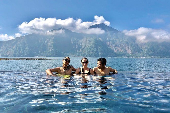 Mount Batur Sunrise Trekking Tour - Transportation and Group Size