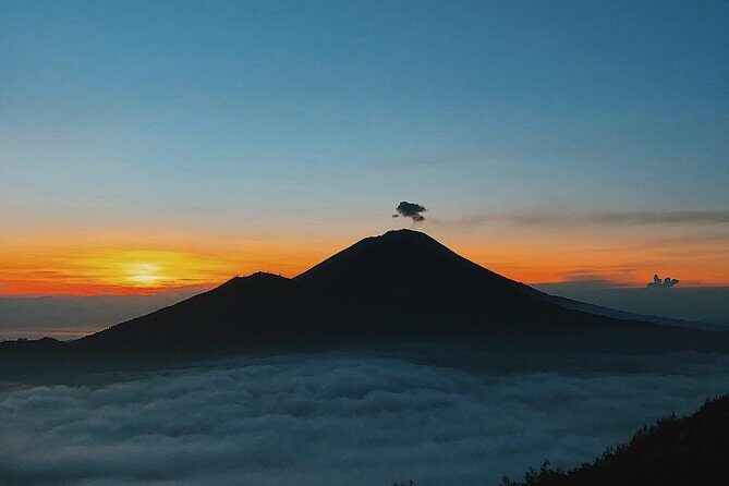 Mount Batur Volcano Sunrise Trekking With Ubud Rice Terrace - Why This Tour Is Worth Considering
