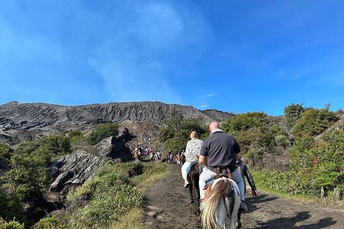 Mount Bromo Private Sunrise Tour - From Surabaya (23:30-13:00) - The Itinerary in Detail