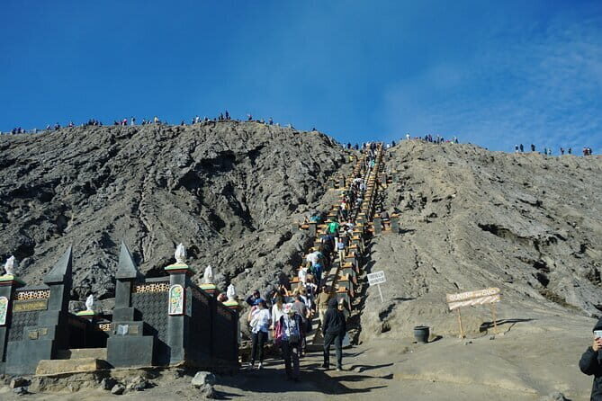 Mount Bromo Sunrise Shared Guided Tour from Surabaya - FAQs
