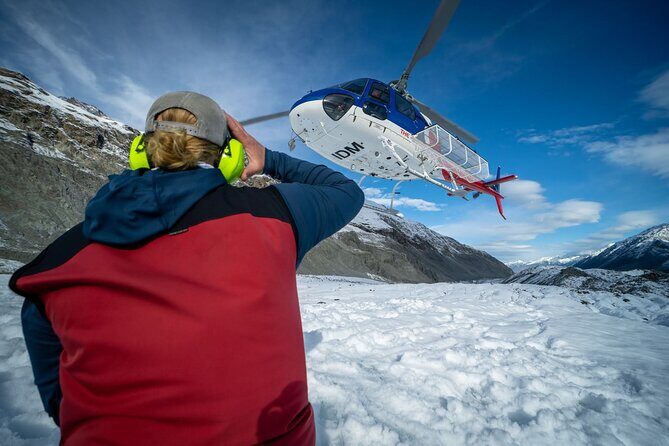 Mount Cook: 3-Hour Tasman Glacier Heli-Hike - The Value and the Critics