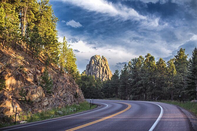 Mount Rushmore Self-Guided Audio Tour Guide - The Sum Up