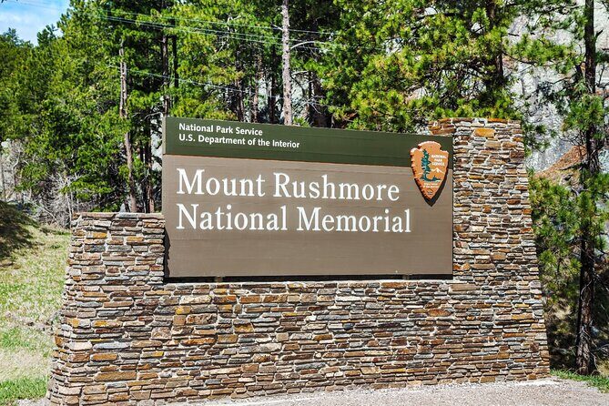 Mount Rushmore Self-Guided Walking Audio Tour - The Practicalities: Using the Tour