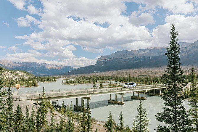 Mountain Lakes and Waterfalls - roundtrip from Calgary - Who Should Consider This Tour?
