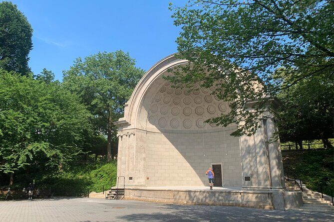 Movie Magic in Central Park: Self-Guided Puzzle Adventure - Starting Point: Tavern on the Green