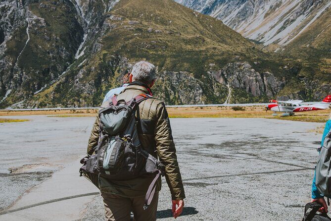 Mt. Cook Fly Explore Fly ex Queenstown by Glenorchy Air - Key Points