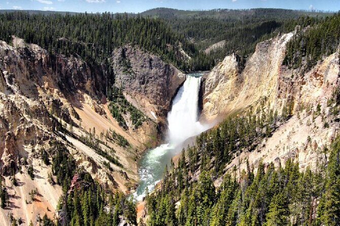 Mt Rushmore Yellowstone and Arches National Parks 6 day Tour - Starting off in Denver: Introduction to the American West