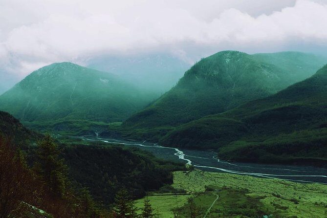 Mt. St. Helens National Monument from Seattle: All-Inclusive Small-Group Tour - Frequently Asked Questions