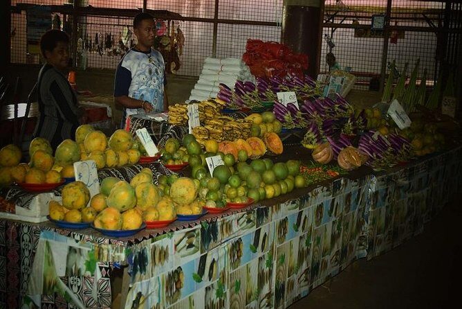 Mud Pools, Hindu Temple, Sleeping Giants Gardens, shopping, markets & Lunch - Key Points