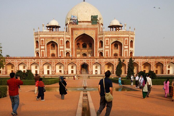 Mughal Heritage Tour Including Lodhi Garden, Humayun Tomb and Akshardham Temple - An Overview of the Experience