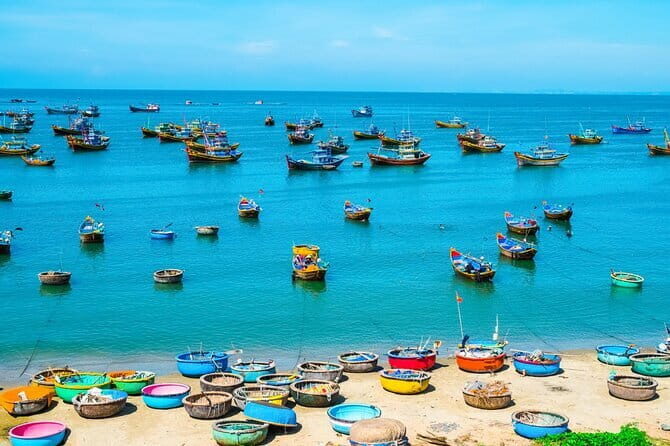 Mui Ne Desert Full Day Tour Sand Dunes with Seafood Lunch - The Experience: What Travelers Can Expect