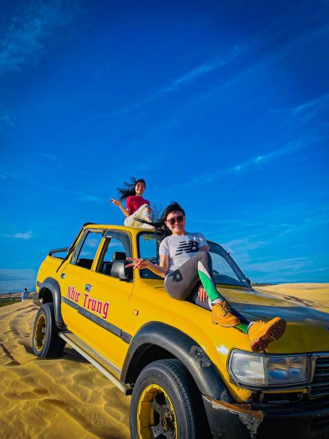 Mui Ne: Sand Dunes Jeep Tour with Friendly English Guide - Cultural and Scenic Stops