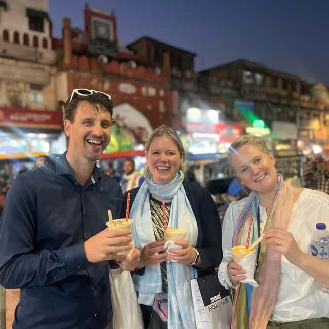 Mumbai: BEST Steet Food Tour & Evening Market with a Local - Key Points