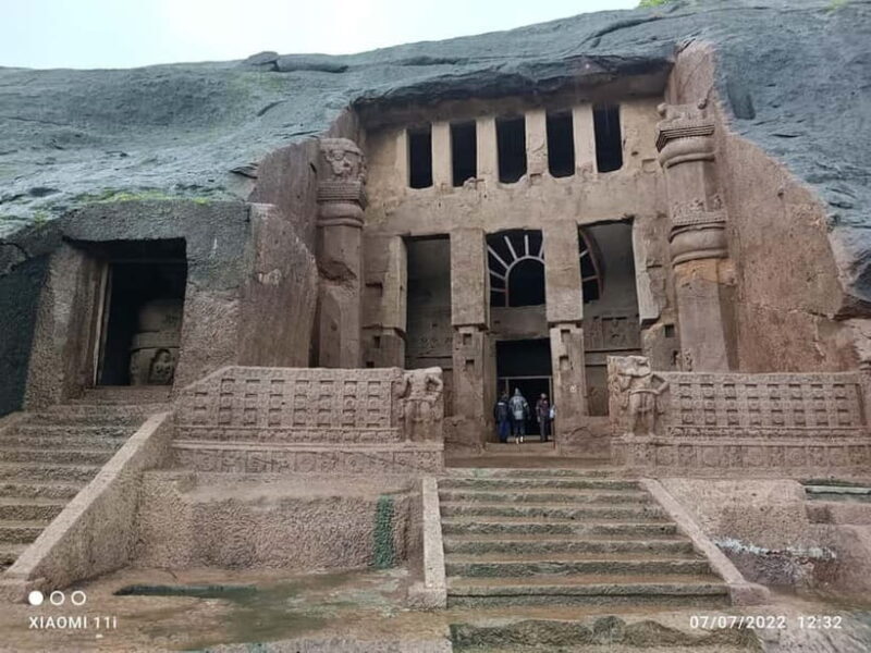 Mumbai: Buddhist Kanheri Caves with Golden Pagoda Temple - Key Points