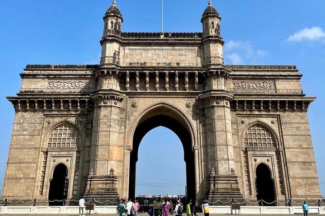 Mumbai City Tour with Guide and Transport - Pickup and Transportation
