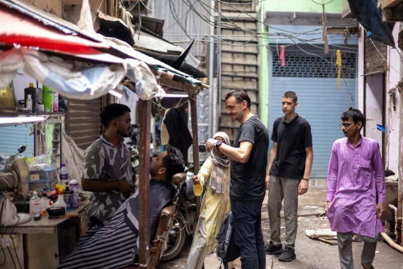 Mumbai: Dharavi Slum Tour a with Local Guide - Key Points