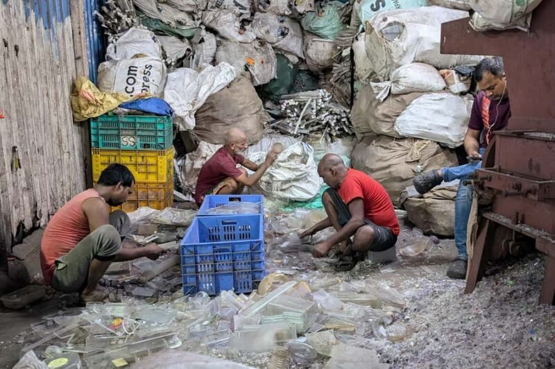 Mumbai: Dharavi Slumdog Tour -See the real Slum with a Local - The Sum Up