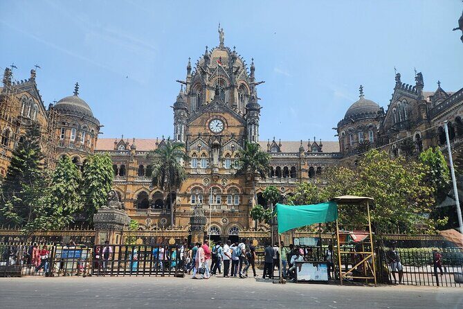 Mumbai Heritage Walk and Elephanta Caves Experience - The Flow and Pacing of the Day
