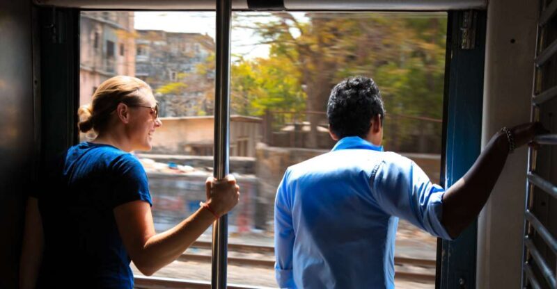 Mumbai: Local Transport & Dabbawallah Tour - Key Points