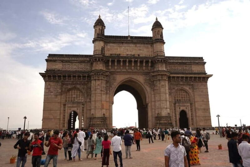Mumbai: Private Sightseeing Tour & Slum Tour with a Local - FAQ
