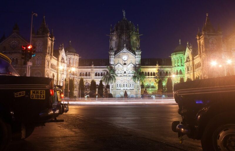 Mumbai: Private Walking Tour with a Local - Value for money